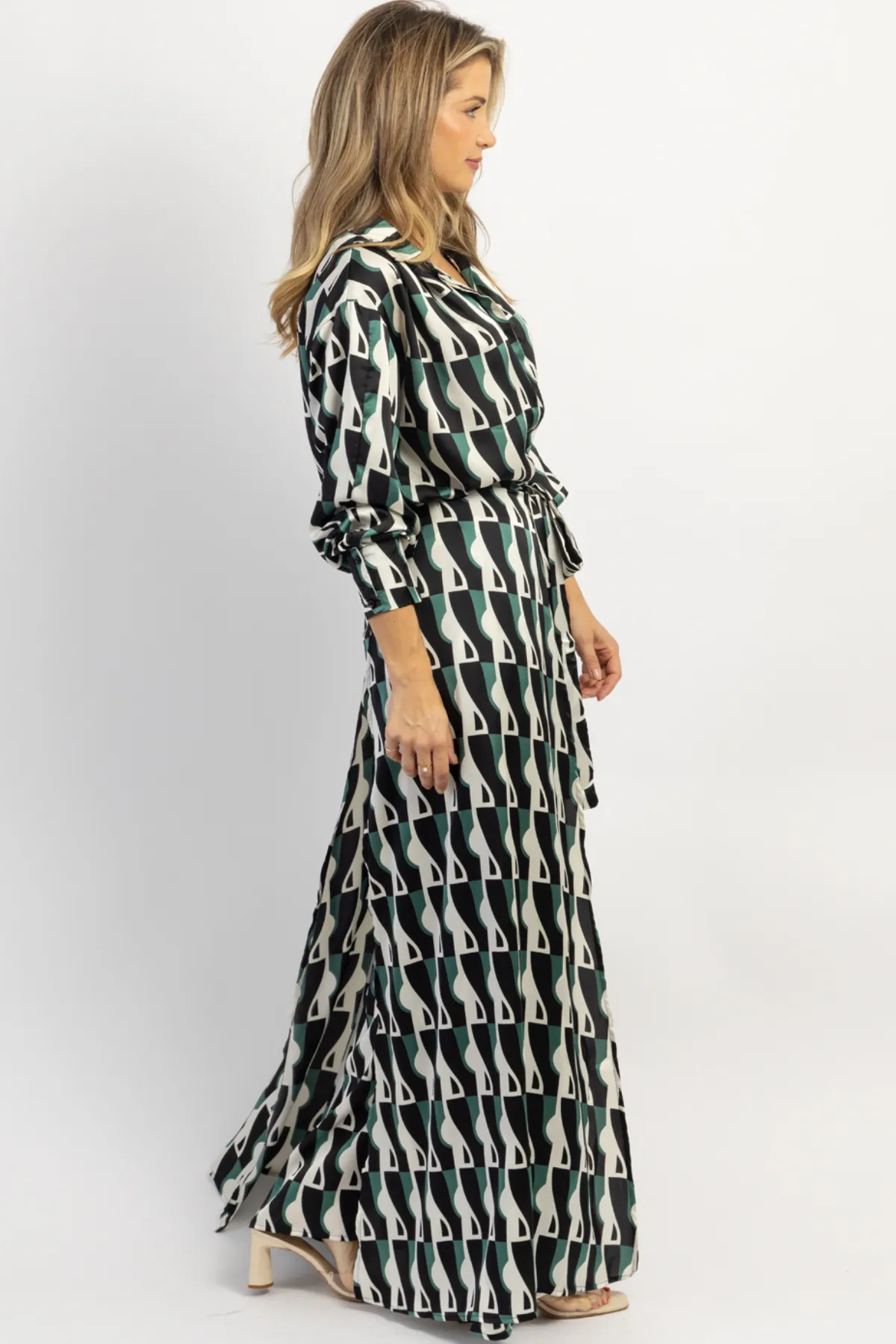 LOUVRE BLUE-GREEN TIE PANT   TOP SET