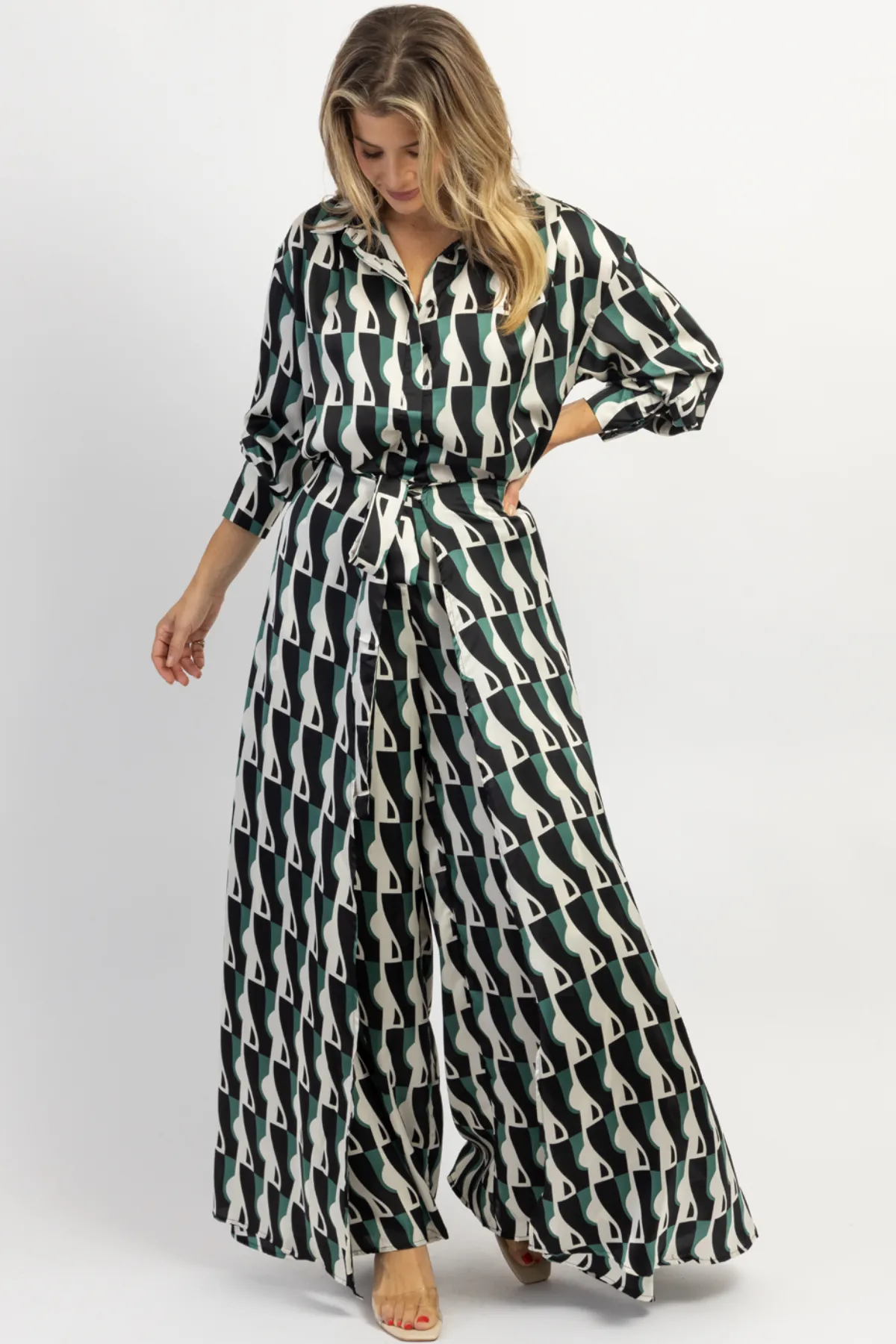 LOUVRE BLUE-GREEN TIE PANT   TOP SET
