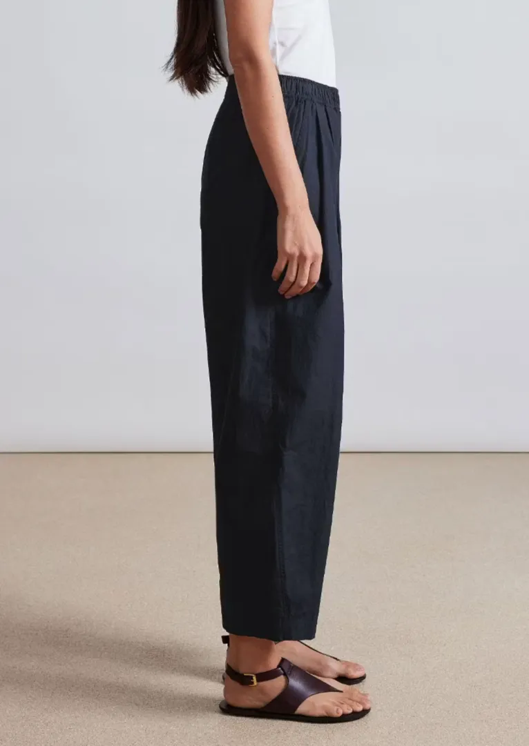 Spa Pleat Pant, Navy